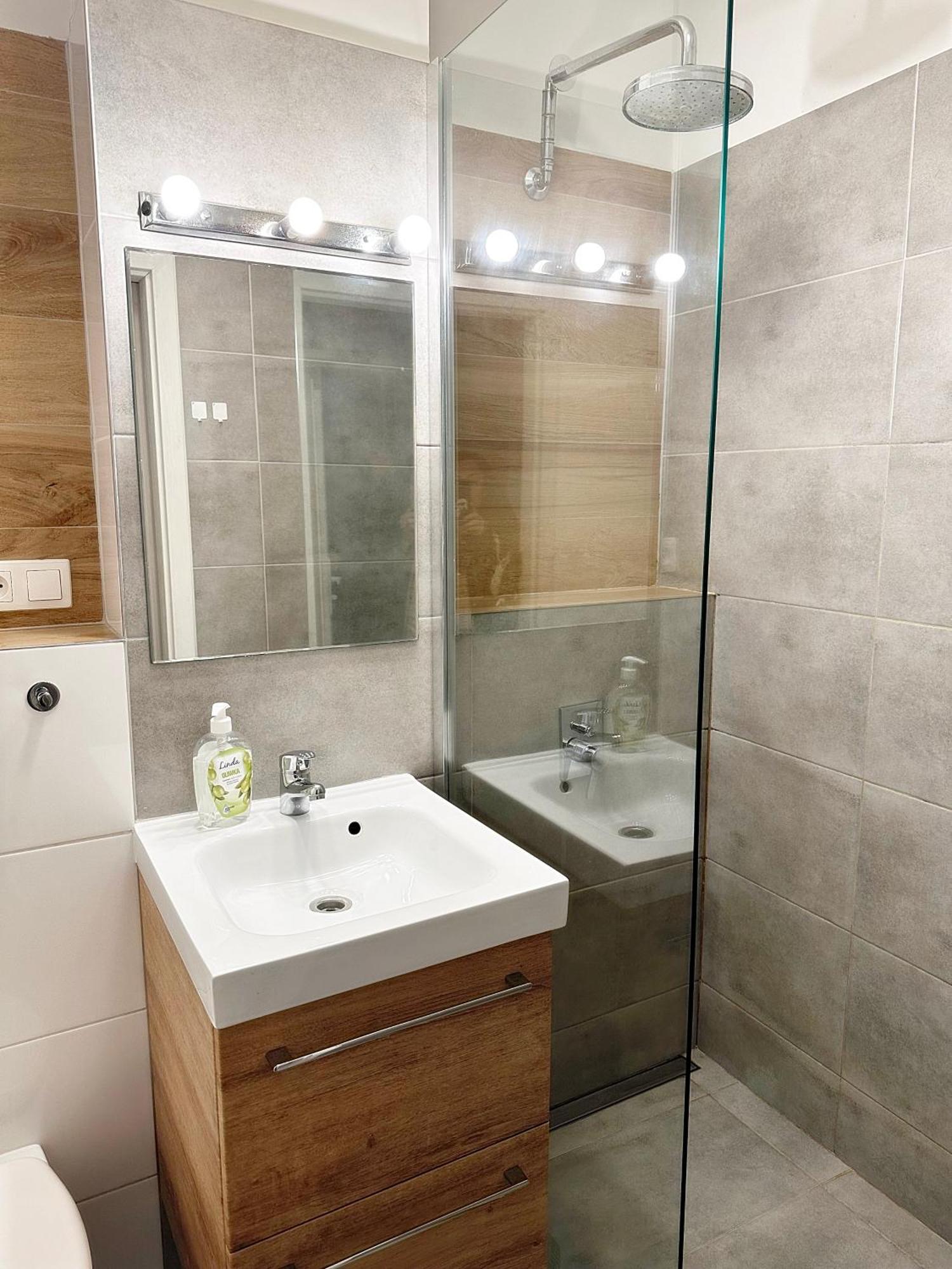 Coser Apartamenty Grzybowska 华沙 外观 照片